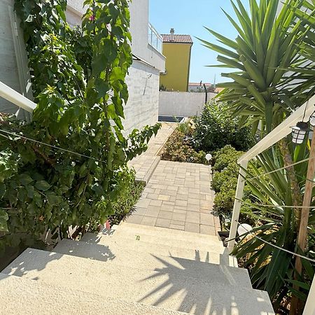 Vila Regina Apartment Rex With Swimming Pool Йезера Екстериор снимка