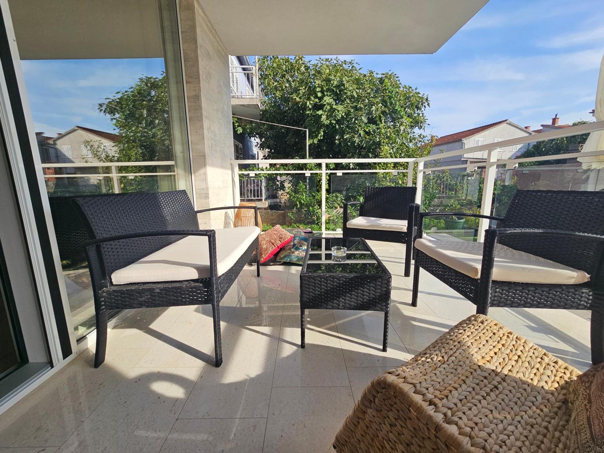 Vila Regina Apartment Rex With Swimming Pool Йезера Екстериор снимка