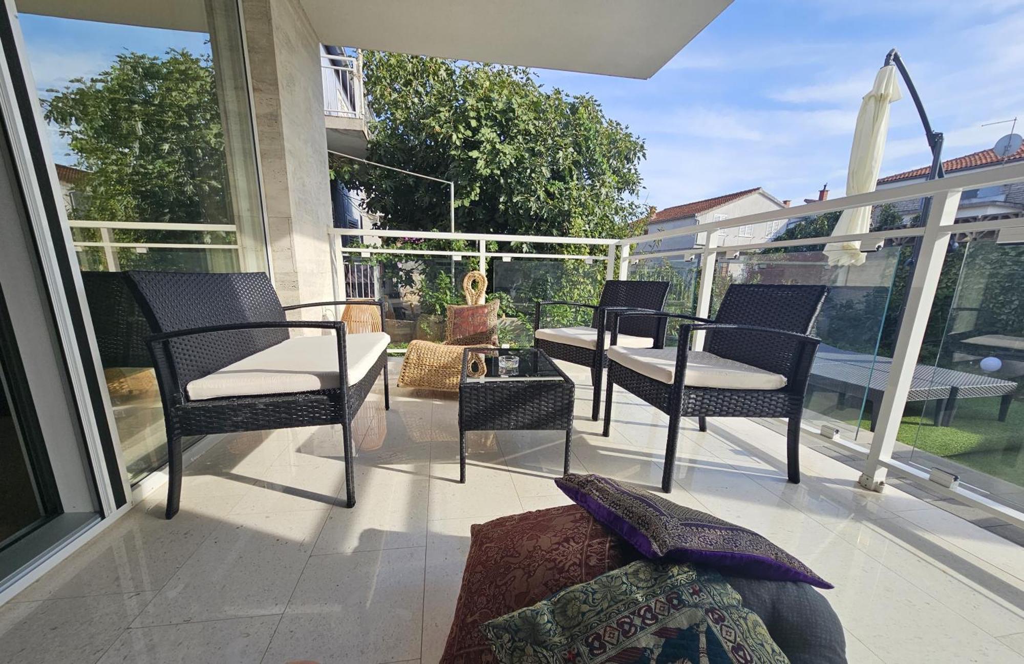 Vila Regina Apartment Rex With Swimming Pool Йезера Екстериор снимка