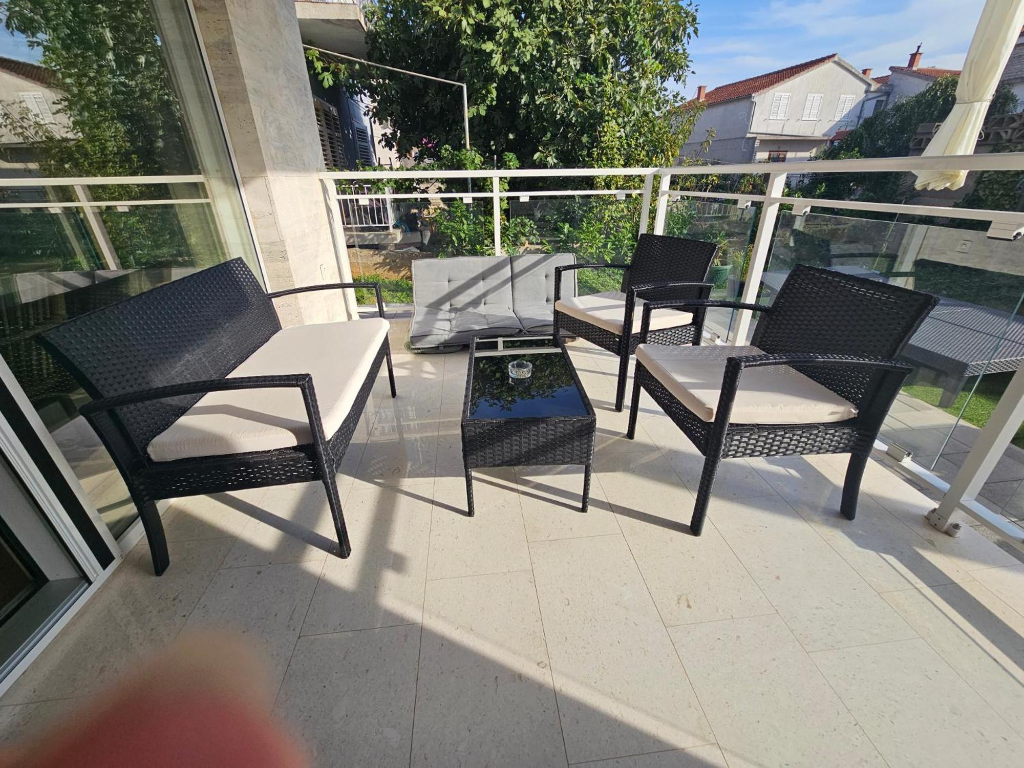 Vila Regina Apartment Rex With Swimming Pool Йезера Екстериор снимка