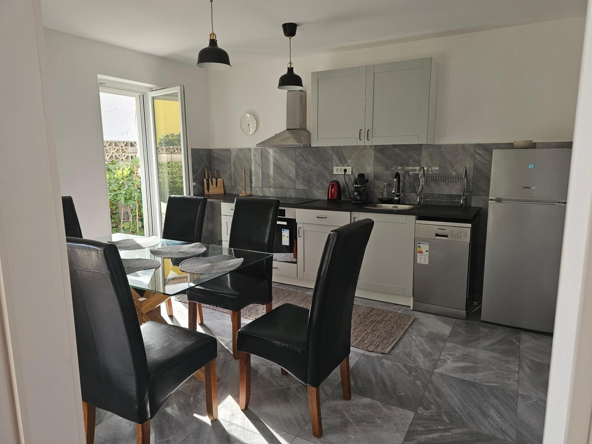 Vila Regina Apartment Rex With Swimming Pool Йезера Екстериор снимка