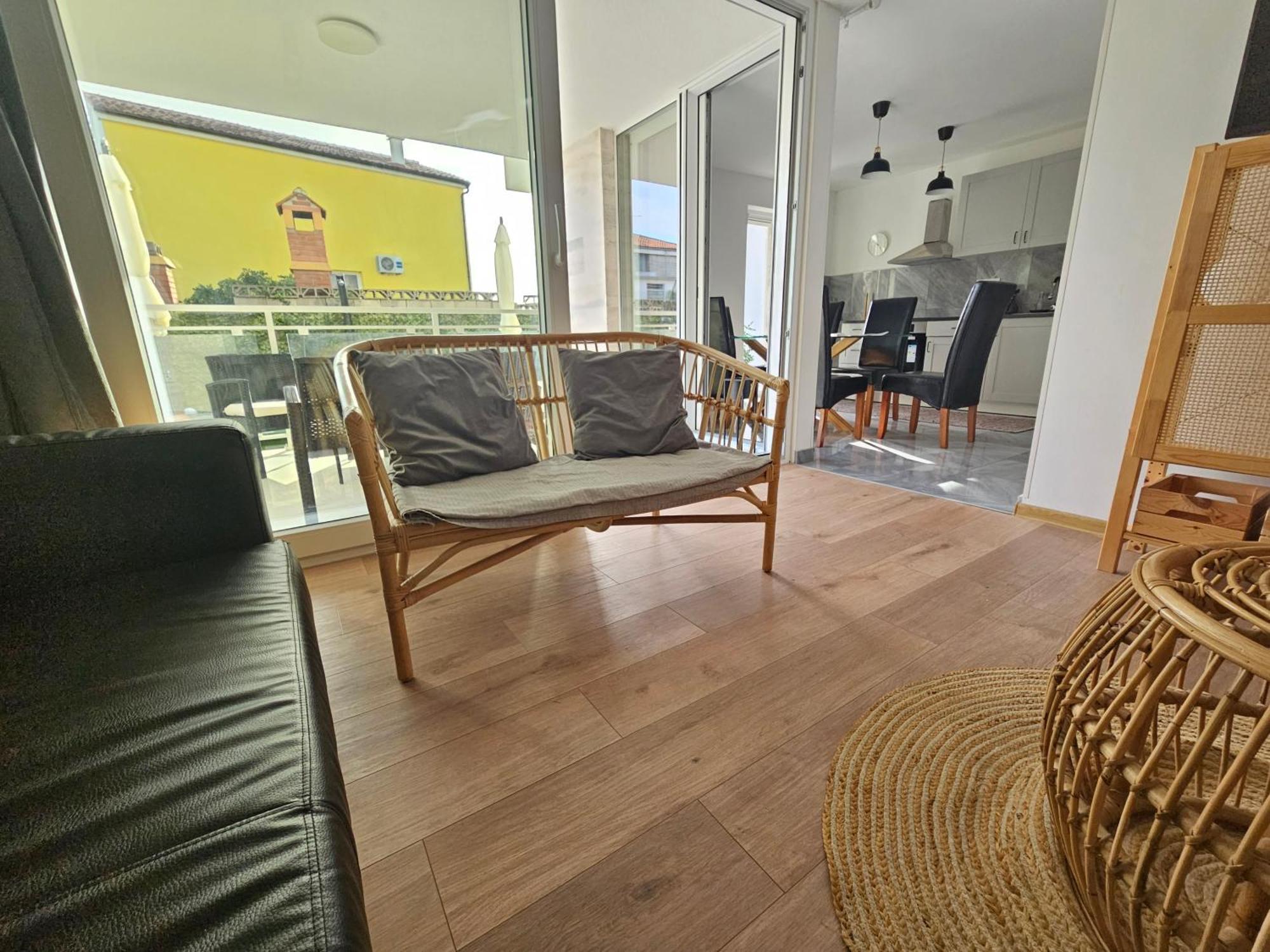 Vila Regina Apartment Rex With Swimming Pool Йезера Екстериор снимка