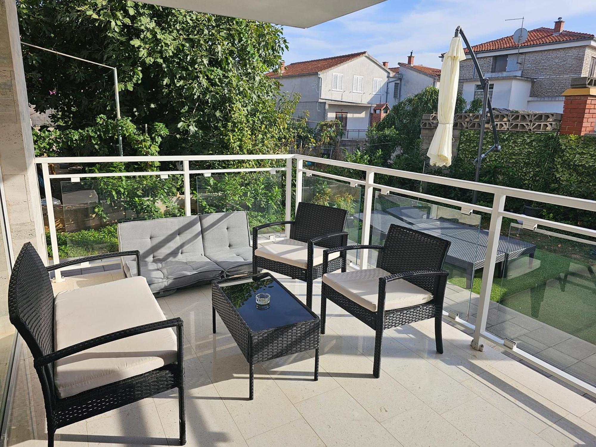 Vila Regina Apartment Rex With Swimming Pool Йезера Екстериор снимка
