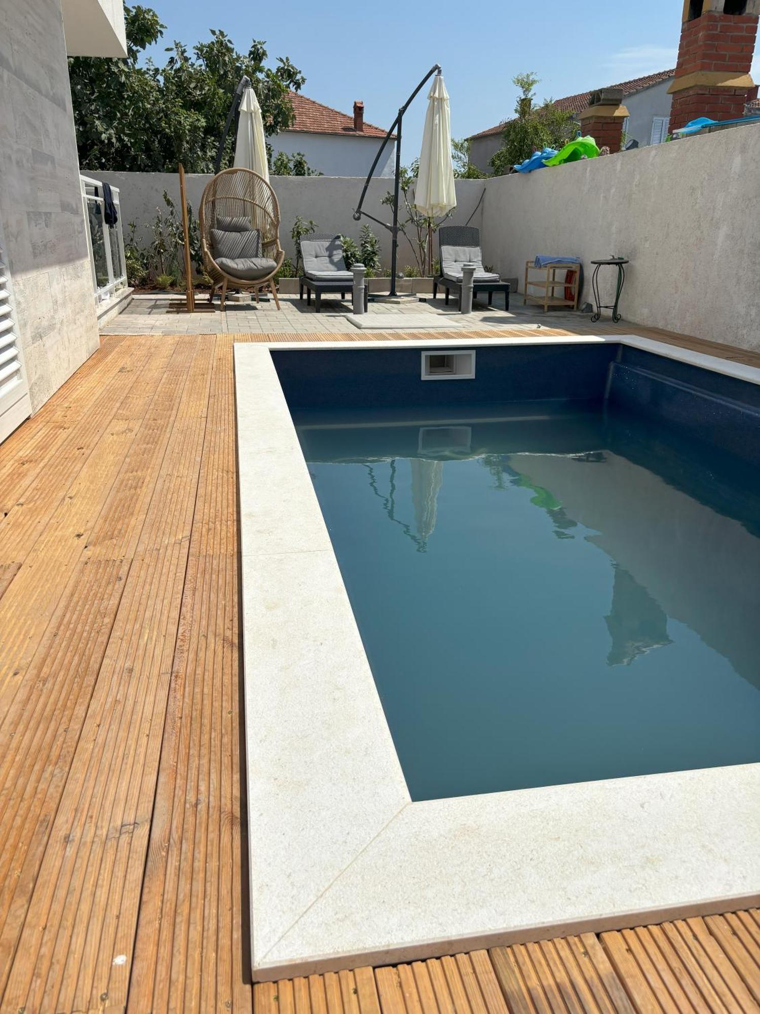 Vila Regina Apartment Rex With Swimming Pool Йезера Екстериор снимка